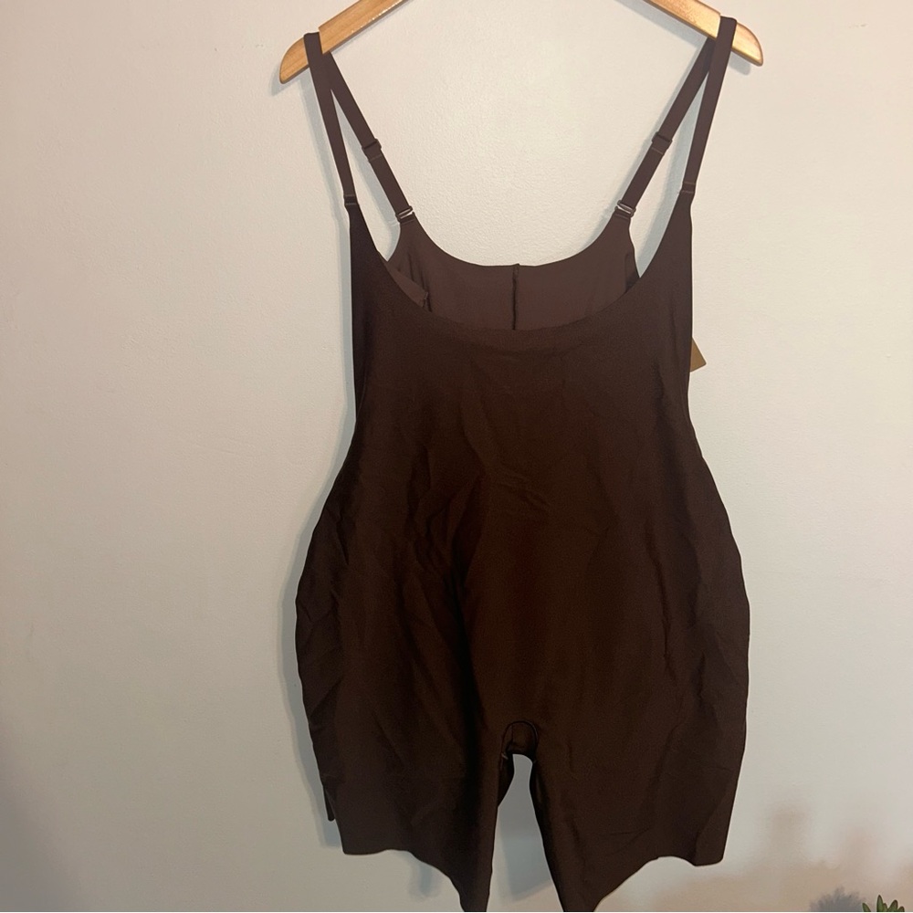 NWT Skims Butt Pad Lifting Bodysuit w/ Open Bust 3X NEW Cocoa - Picture 4 of 4